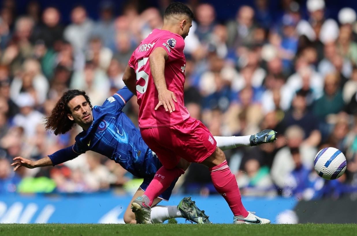 壹号娱乐-关于切尔西客场逼平对手，球队表现平平的信息